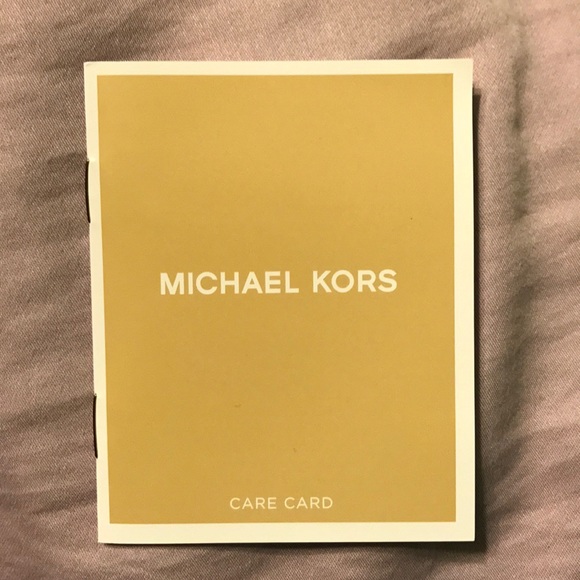 Michael Kors Jet Set Medium Top Zip Snap Tote - Picture 8 of 8